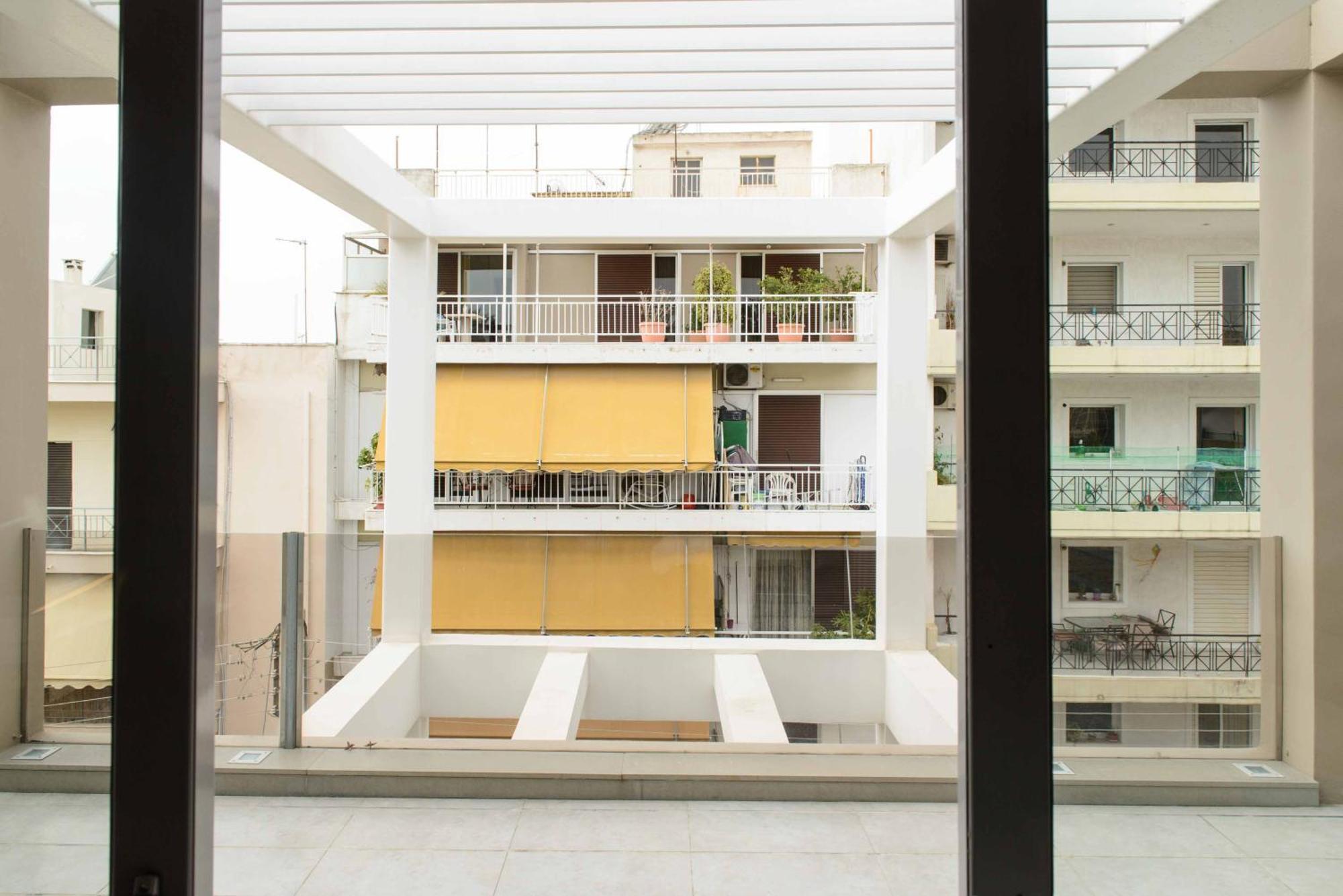 Bright Loft With Terrance - Next To Metro Kerameikos Apartment เอเธนส์ ภายนอก รูปภาพ