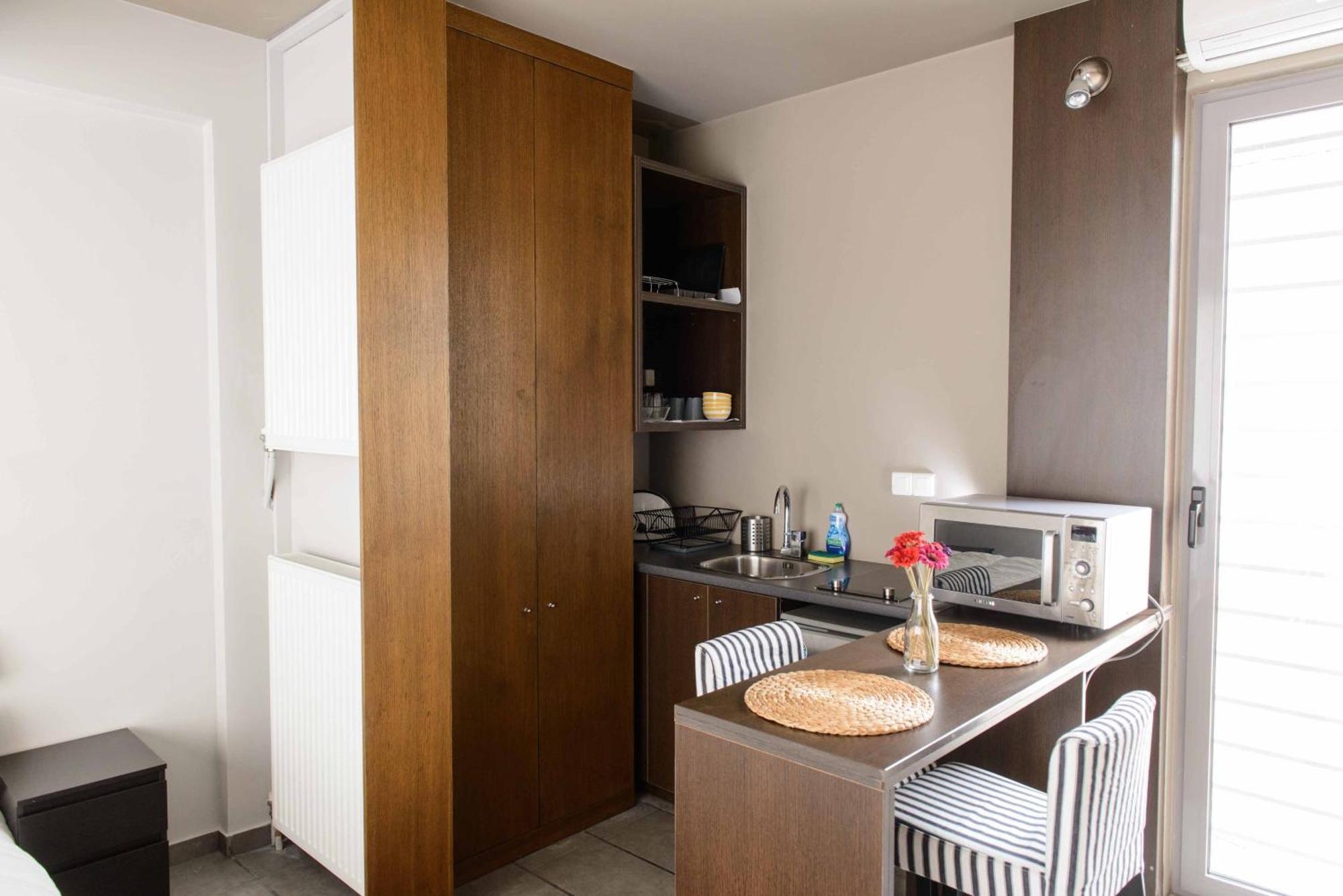 Bright Loft With Terrance - Next To Metro Kerameikos Apartment เอเธนส์ ภายนอก รูปภาพ